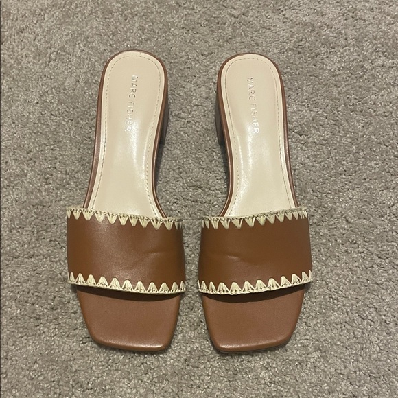 Marc Fisher Shoes - Marc Fisher Tan and Cream Mules